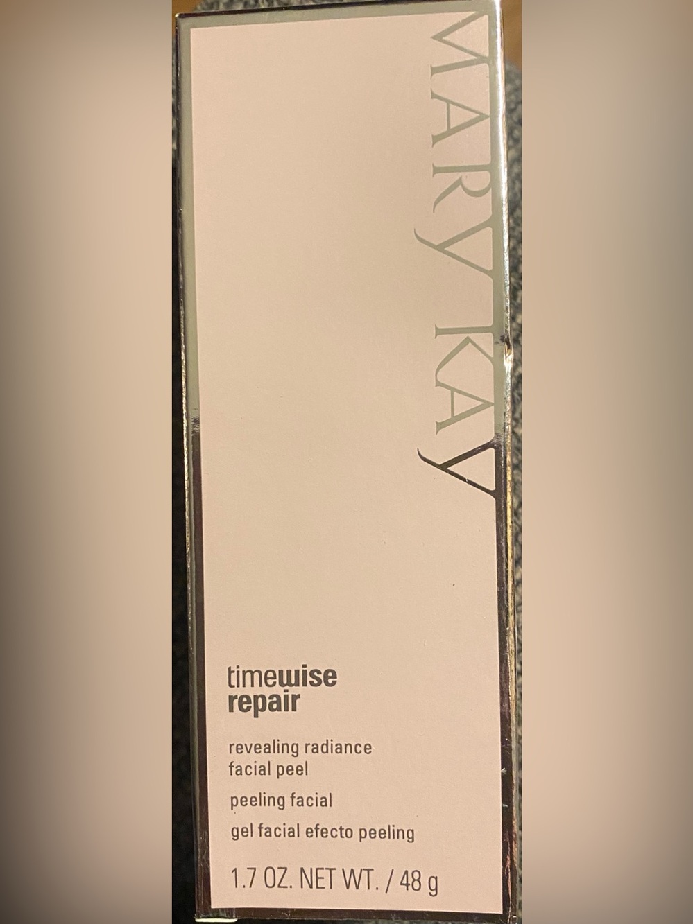 Mary Kay Timewise Repair Revealing Radiance Facial Peel - Light Pink & Silver
